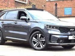 Grey Used 2022 Kia Sorento 4 SUV | £33,450 (Fair price)