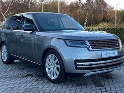 Silver Used 2022 Land Rover Range Rover SE SUV | £71,700 (Fair price)