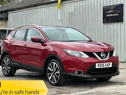Red Used 2015 Nissan Qashqai Tekna SUV | £6,650 (Fair price)