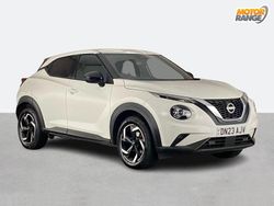 White Used 2023 Nissan Juke N-Connecta SUV | £12,195 (Fair price)