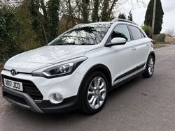 Used 2017 Hyundai i20 Active | £6,999 (Fair price)