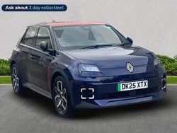 Blue Used 2025 Renault R5 Komfort Hatchback | £25,498 (Fair price)