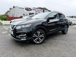 Black Used 2017 Nissan Qashqai N-Connecta SUV | £8,999 (A bit pricey)
