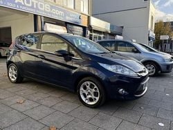 Blue Used 2013 Ford Fiesta Zetec Hatchback | £3,485 (Good price)