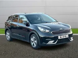 Black Used 2018 Kia Niro 2 SUV | £14,250 (Fair price)