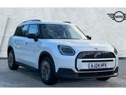Nanuq white Used 2024 Mini Countryman Classic SUV | £31,395 (Fair price)