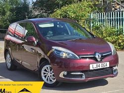 Red Used 2014 Renault Grand Scénic III Dynamique MPV | £4,290 (Fair price)