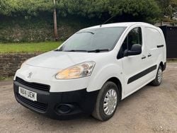 White Used 2014 Peugeot Partner S Van | £3,490 (A bit pricey)