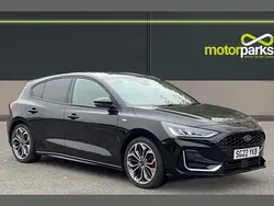 Black Used 2022 Ford Focus ST-Line Hatchback | £15,335 (Fair price)