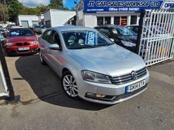 Silver Used 2014 VW Passat Executive Sedan | £5,000 (Fair price)