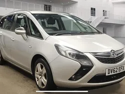 Silver Used 2012 Vauxhall Zafira MPV | £3,100 (Good price)