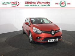 Red Used 2018 Renault Clio IV Dynamique Hatchback | £7,499 (Fair price)