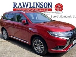 Red Used 2020 Mitsubishi Outlander SUV | £16,495 (Fair price)