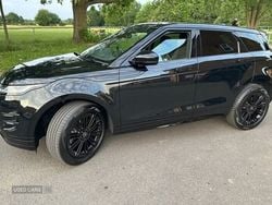 Used 2025 Land Rover Range Rover evoque SE Dynamic SUV | £42,995