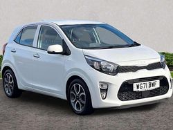 White Used 2022 Kia Picanto Hatchback | £11,490 (Fair price)