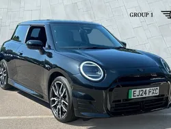 Black Used 2024 Mini Cooper SE Hatch Hatchback | £28,991