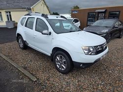 White Used 2018 Dacia Duster Lauréate Hatchback | £6,995 (Fair price)