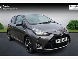 Used 2020 Toyota Yaris Hybrid Hatchback | £13,674 (Fair price)
