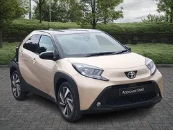 Ginger beige bitone New 2025 Toyota Aygo Hatchback | £17,250 (Fair price)