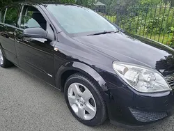 Black Used 2008 Vauxhall Astra Hatchback | £2,395 (Fair price)