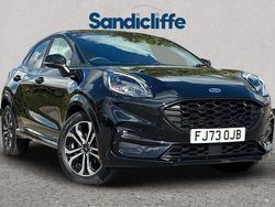 Agate black (premium paint) Used 2023 Ford Puma Gen-E ST-Line Hatchback | £17,355 (Fair price)