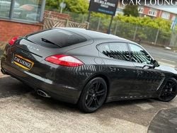Used 2012 Porsche Panamera Sedan | £9,995 (Good price)