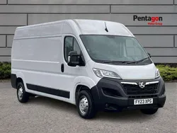 White Used 2023 Vauxhall Movano Van | £25,912 (Expensive)