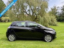 Black Used 2022 Renault Zoe Iconic Hatchback | £8,495 (Super price)