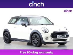 White Used 2018 Mini Cooper Hatch Hatchback | £13,299 (Fair price)