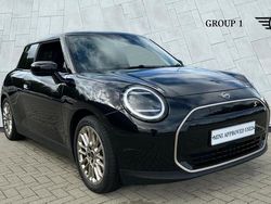 Black Used 2024 Mini Cooper SE Hatch Hatchback | £25,995