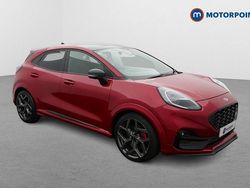 Red Used 2022 Ford Puma Gen-E ST Hatchback | £20,649 (Fair price)