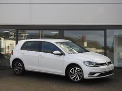White Used 2019 VW Golf VII Edition Hatchback | £9,995 (Fair price)