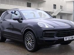 Used 2022 Porsche Cayenne S E-Hybrid Platinum Edition SUV | £59,490 (Good price)