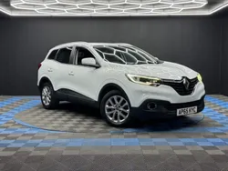 White Used 2016 Renault Kadjar Dynamique SUV | £5,290 (Fair price)
