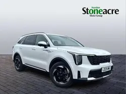 White Used 2025 Kia Sorento 3 SUV | £44,750 (Fair price)