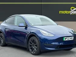 Blue metallic Used 2022 Tesla Model Y Long Range SUV | £25,500 (Good price)