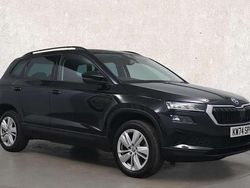 Black Used 2024 Skoda Karoq SE Drive SUV | £23,202 (Fair price)