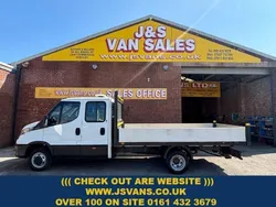White Used 2022 Iveco Daily Sedan | £15,995 (Super price)