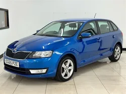 Blue Used 2015 Skoda Rapid SE Hatchback | £4,695 (Fair price)