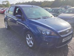 Blue Used 2009 Ford Focus Zetec Hatchback | £1,695 (A bit pricey)