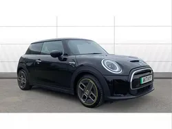 Black Used 2021 Mini Cooper S Level 2 Hatchback | £14,205 (Fair price)