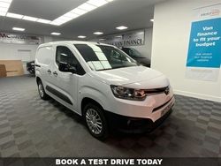 White Used 2023 Toyota Proace Van | £19,194 (Expensive)