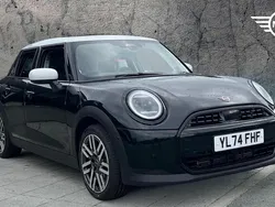 Black Used 2025 Mini Cooper Hatch Hatchback | £27,485