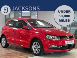 Red Used 2015 VW Polo SE Hatchback | £9,580 (Fair price)