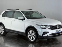 White Used 2022 VW Tiguan Life SUV | £17,450 (Super price)