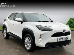 Used 2025 Toyota Yaris Hybrid Estate | £19,198 (Super price)