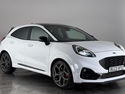 White Used 2023 Ford Puma ST Hatchback | £18,500 (Good price)