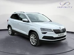 White Used 2018 Skoda Karoq SE L SUV | £12,249 (Fair price)