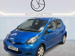 Blue Used 2010 Toyota Aygo Hatchback | £4,799 (Fair price)