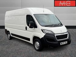 White Used 2020 Peugeot Boxer S Van | £14,995 (Fair price)